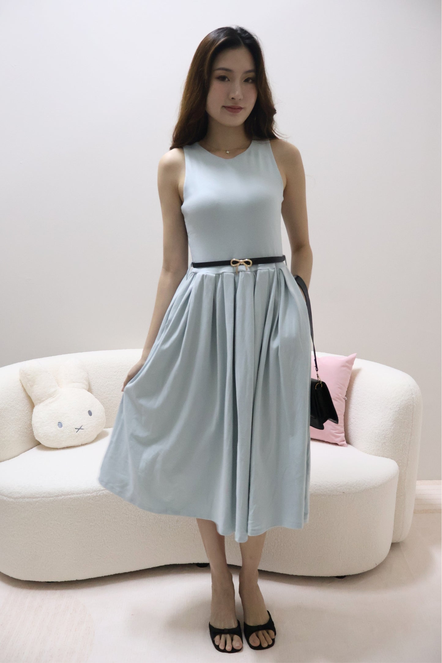 Valere Pocket Pleated Dress (With Detachable Ribbon Belt) In Blue