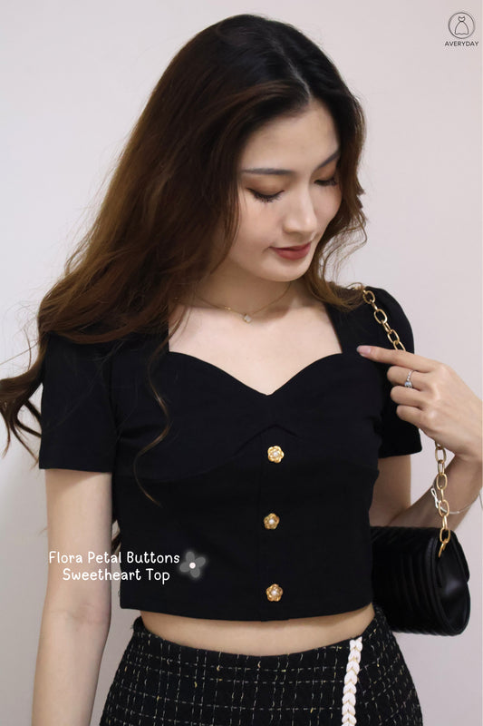 Flora Petal Buttons Sweetheart Top In Black