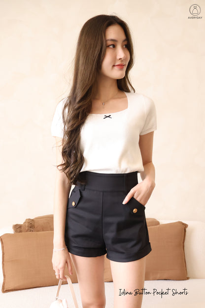 Idina Button Pocket Shorts In Black