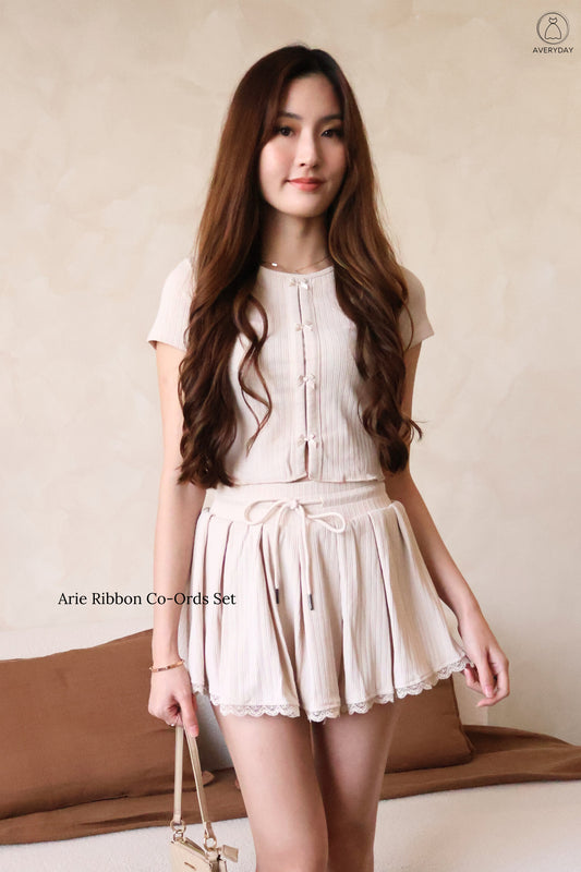 Arie Ribbon Co-Ords Set In Cream