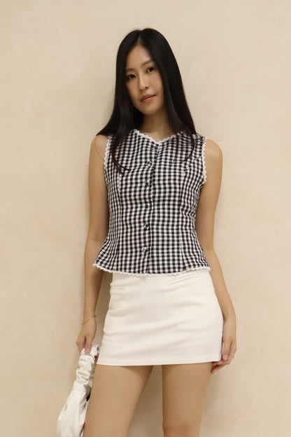 Maine Staple Pocket Skorts In White