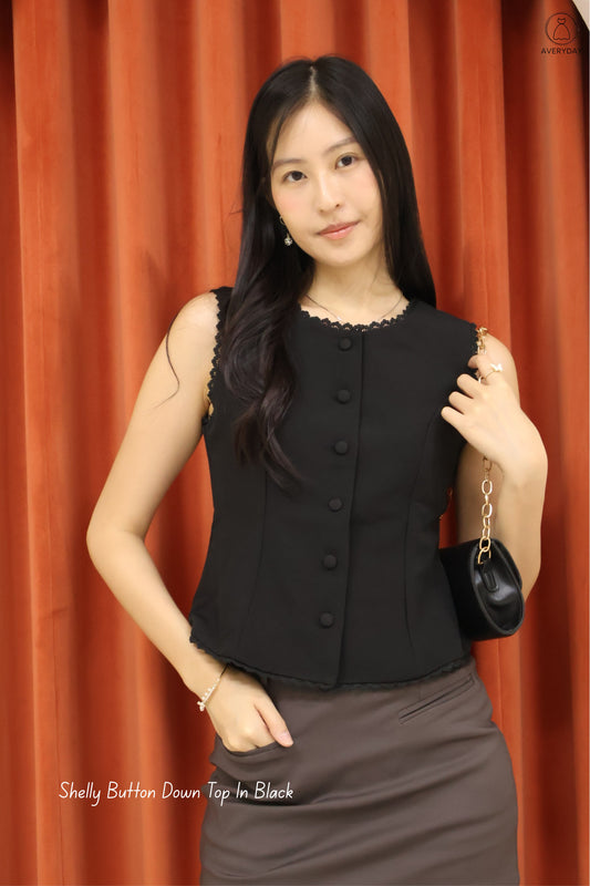 Shelly Button Down Top In Black