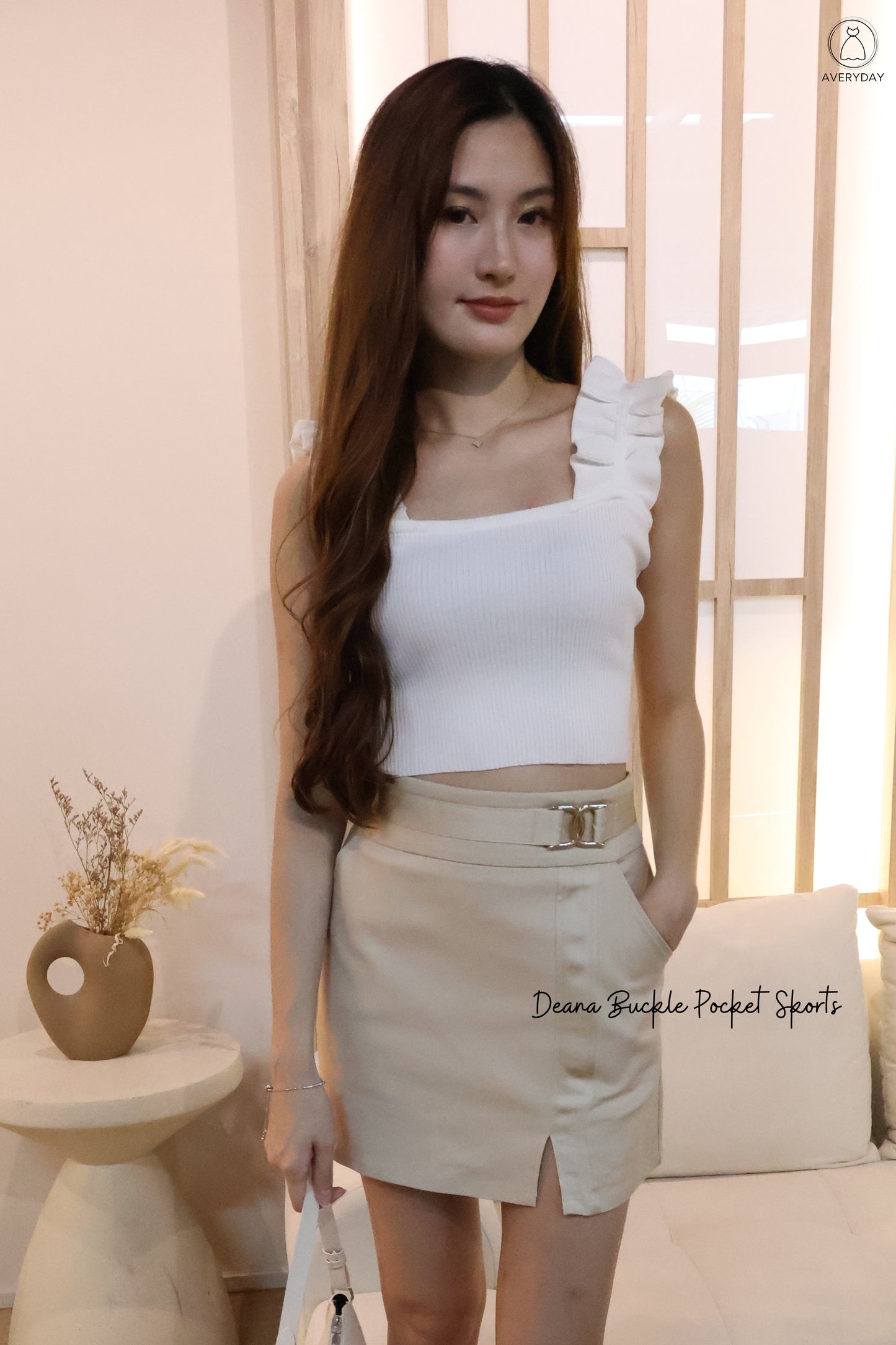 Deana Buckle Pocket Skorts In Beige