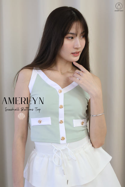 Amerlyn Seashell Buttons Top In Mint-White
