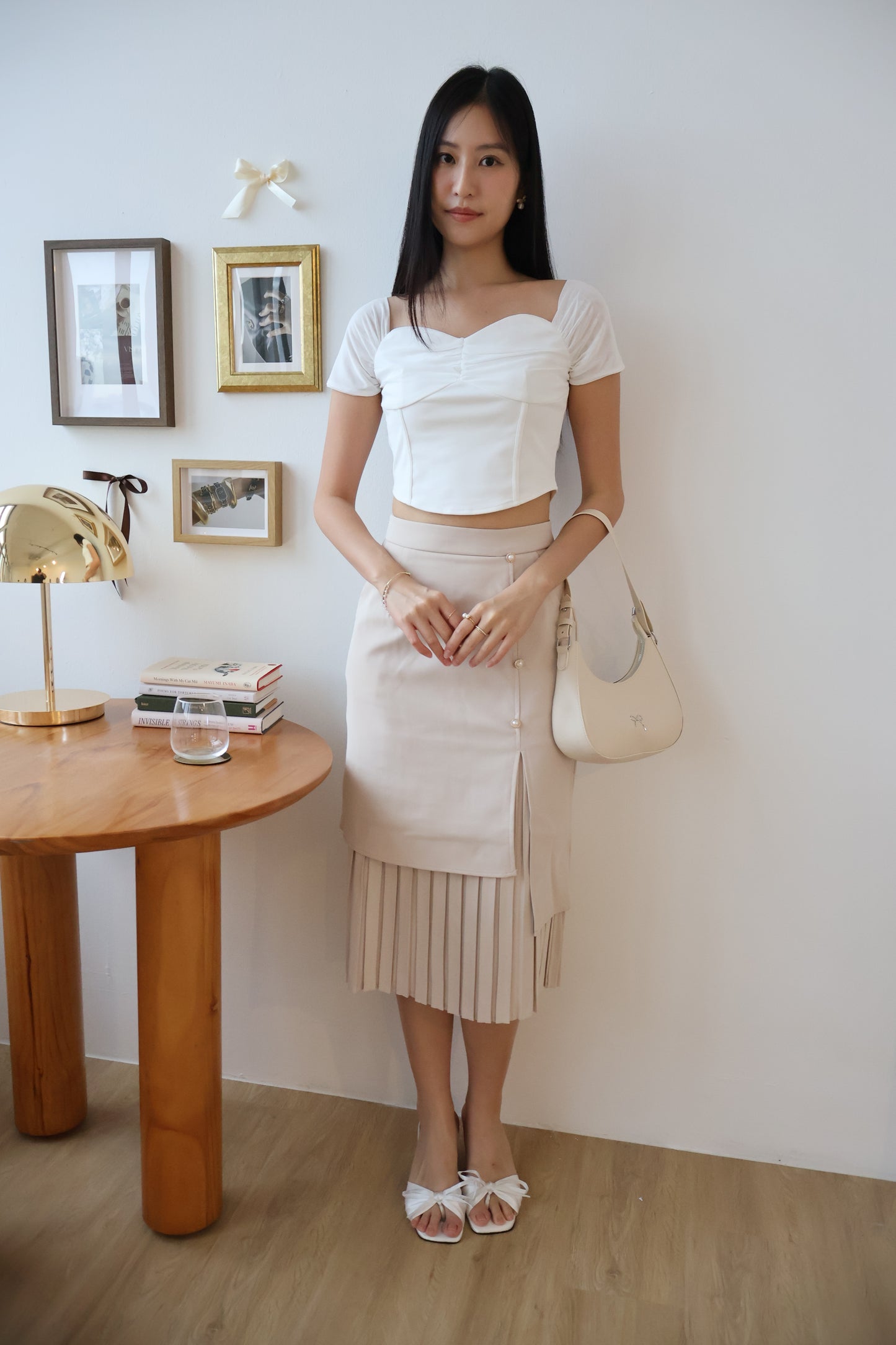 Rayne Pearl Button Pleated Skirt In Taupe