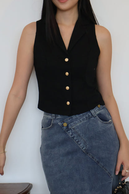 Jomaine Button Vest Top In Black