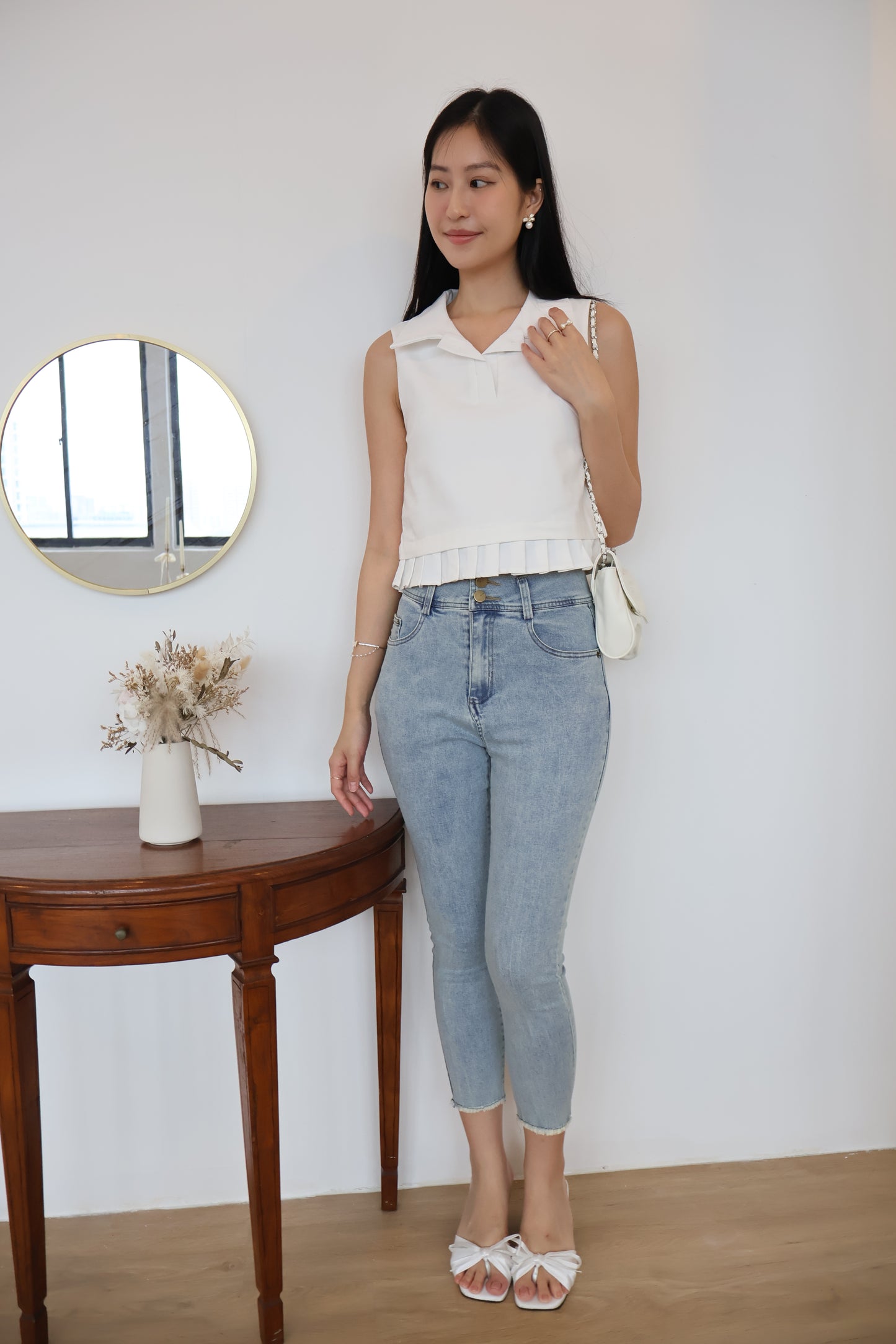 Melody Pleated Collar Blouse In White