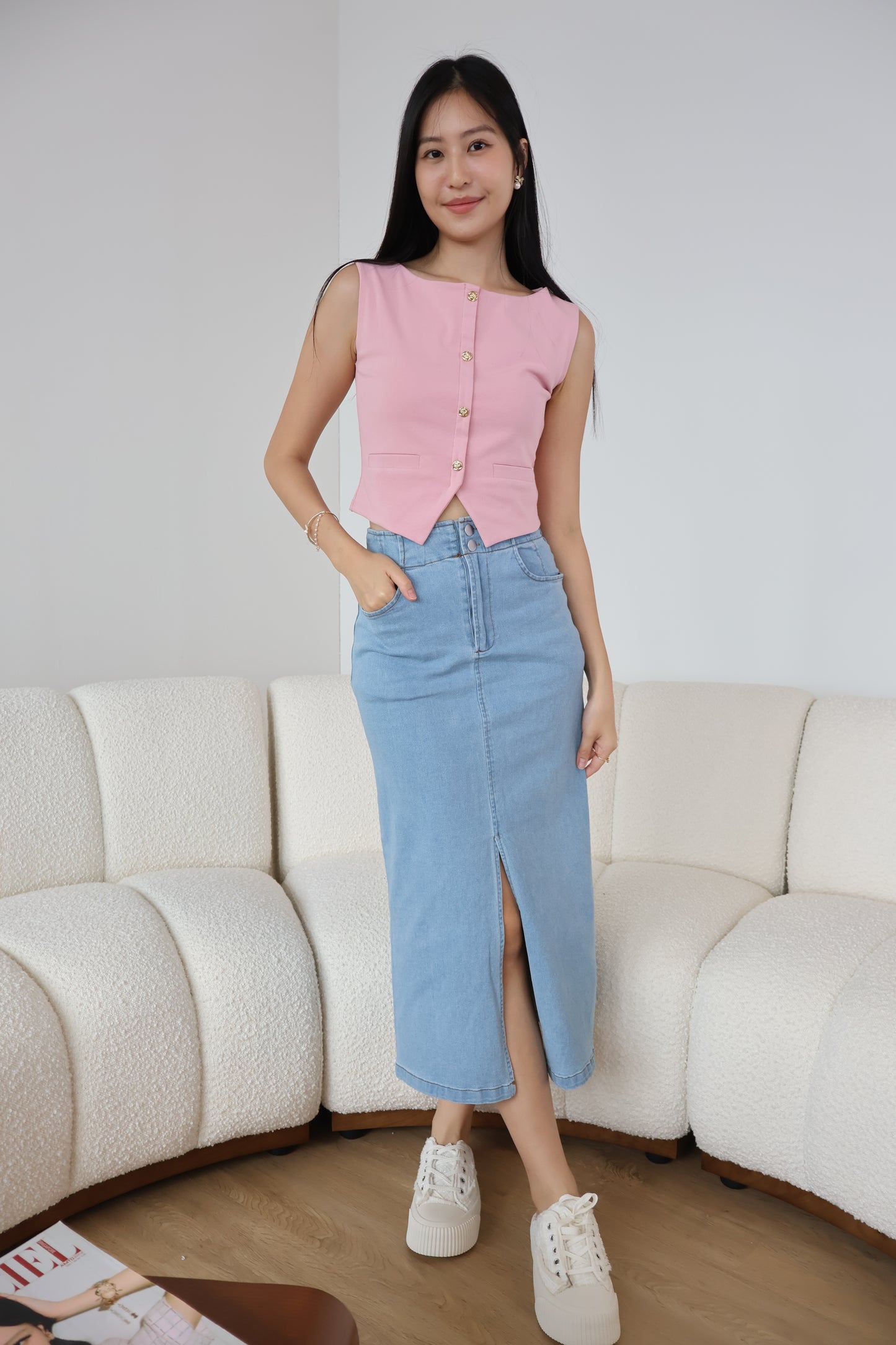 Sue Denim Midi Skirt In Light Wash