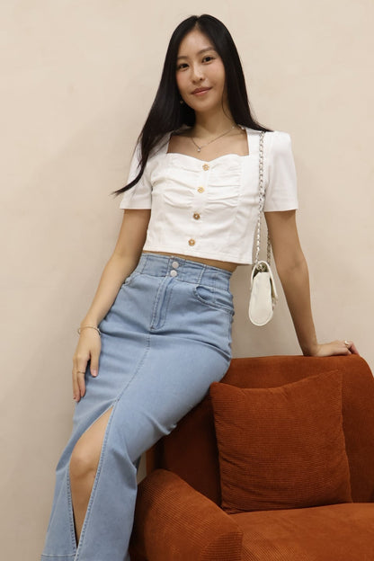 Gabriella Petal Pearl Buttons Ruched Top In White