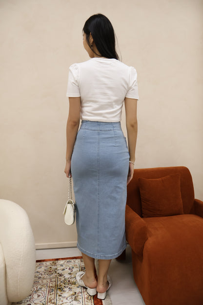 Gabriella Petal Pearl Buttons Ruched Top In White