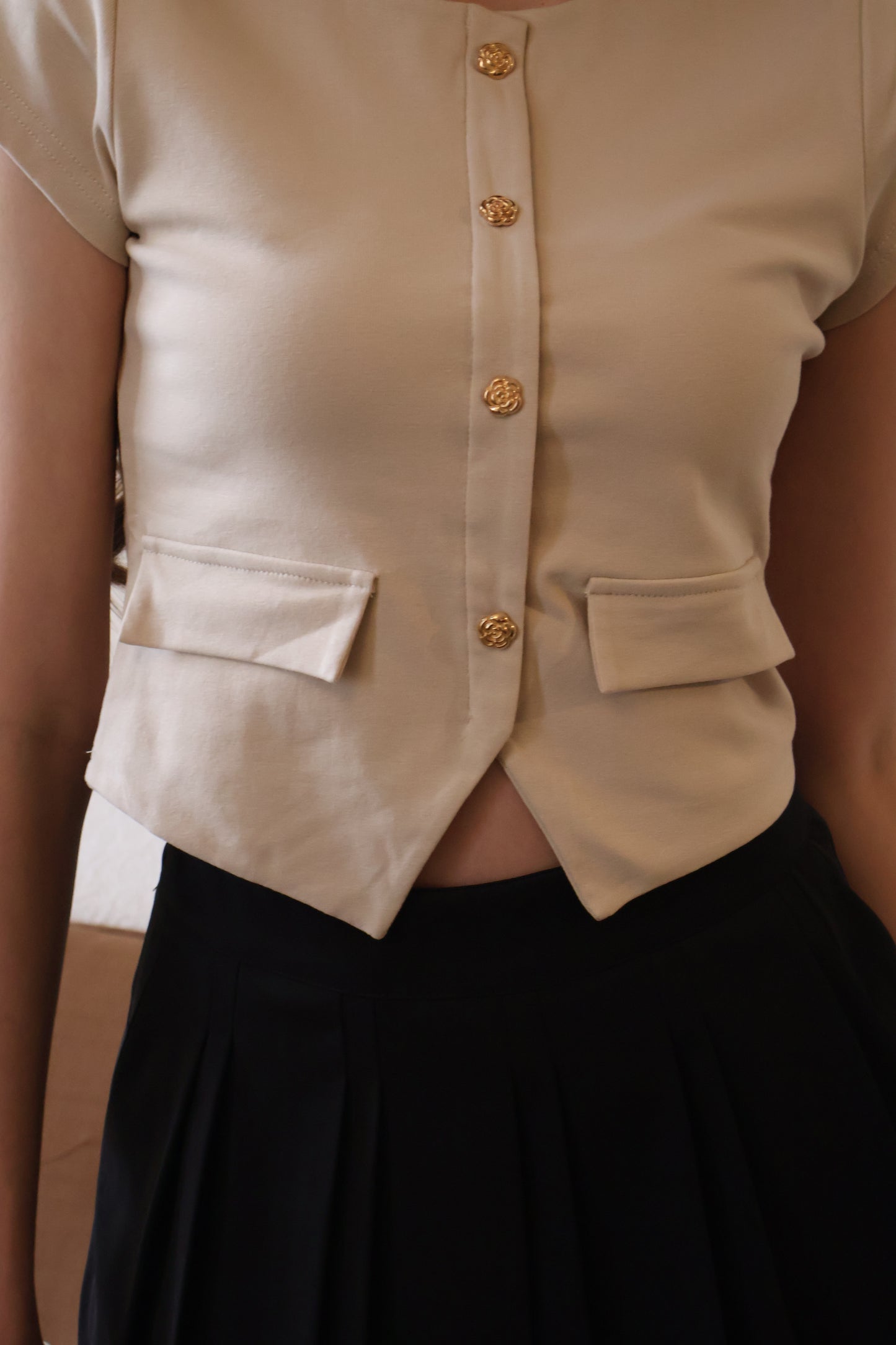 Roses v2 Gold Button Top In Khaki