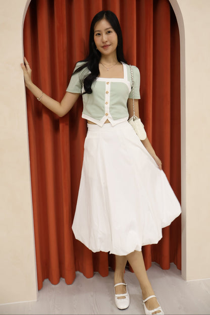 Amerlyn v2 Seashell Buttons Top In Mint