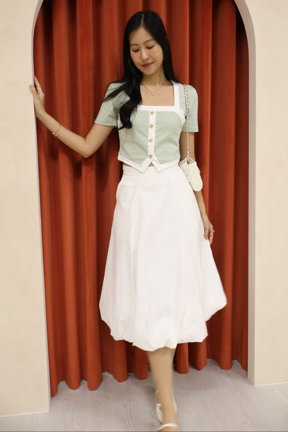 Amerlyn v2 Seashell Buttons Top In Mint