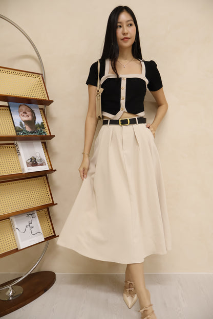 Trudy Pleated Pocket Midi Skirt With Belt In Cream