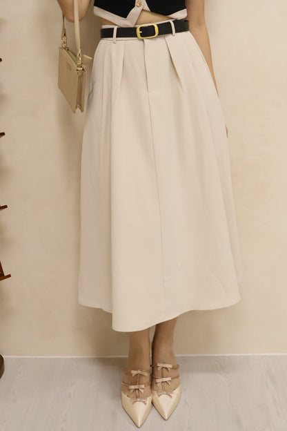 Trudy Pleated Pocket Midi Skirt With Belt In Cream