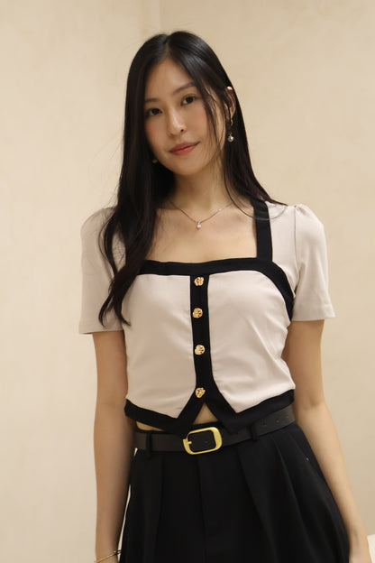 Amerlyn v2 Seashell Buttons Top In Taupe