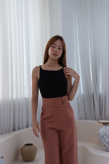 Renee Basic Halter Top In Black