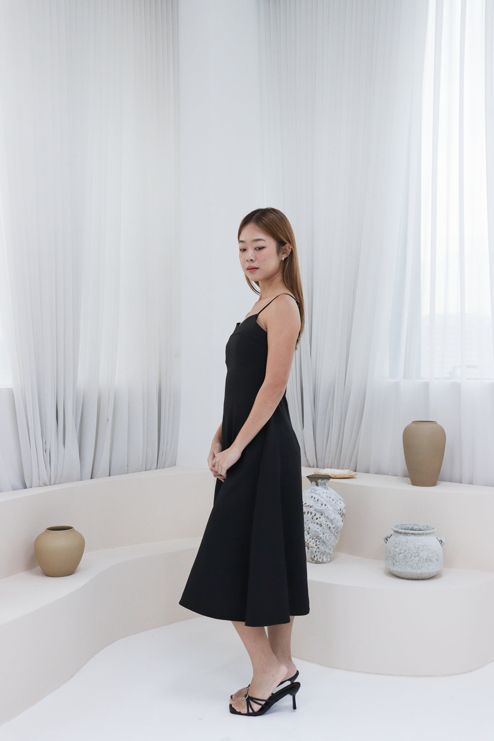 AVERYDAY Bella Midi Dress in Black