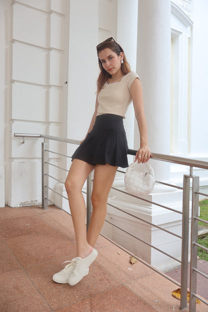 Ruth Ribbon Pleated Skorts In Jet Black