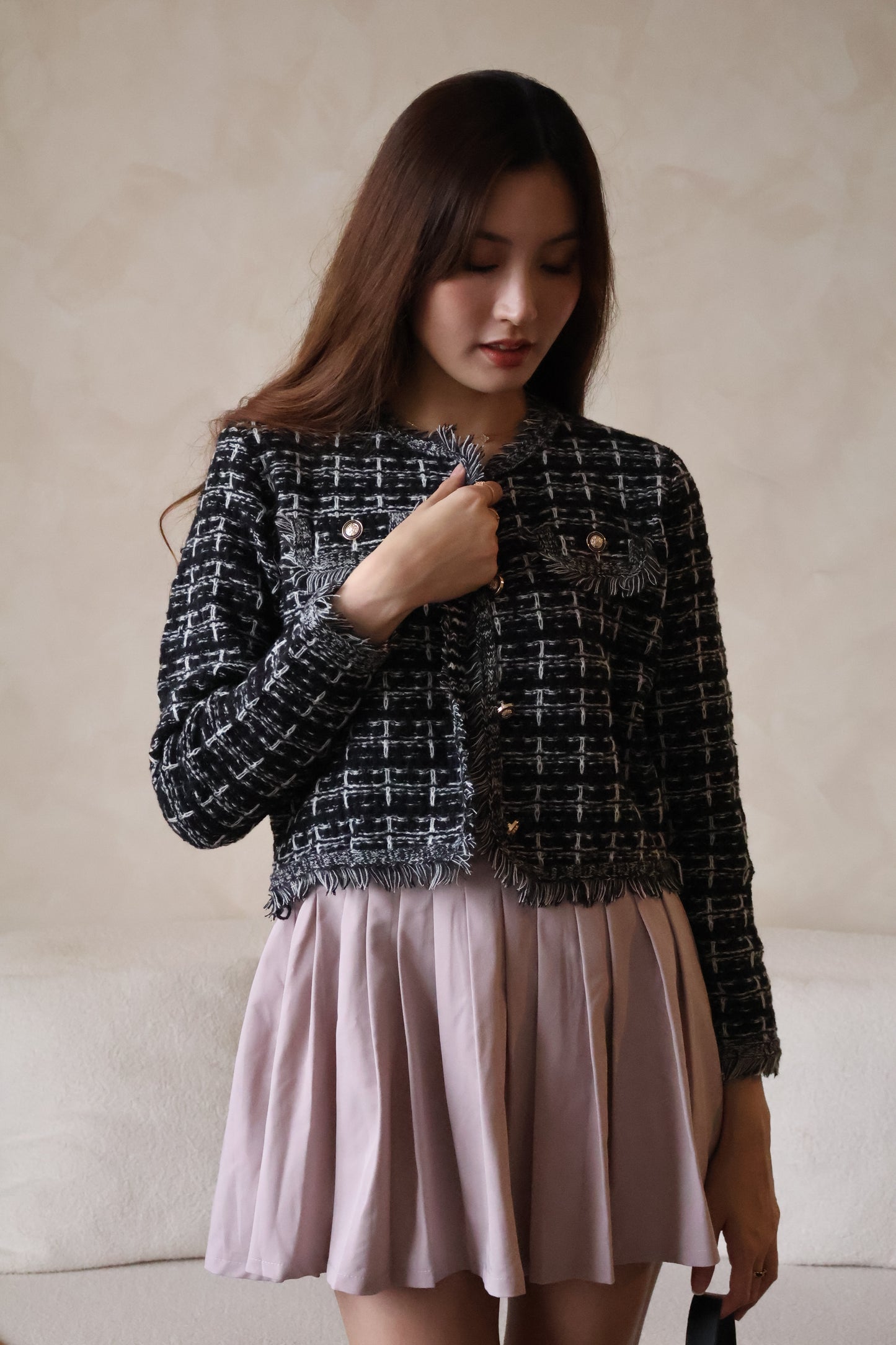 Heather Knitted Button Cardigan In Black