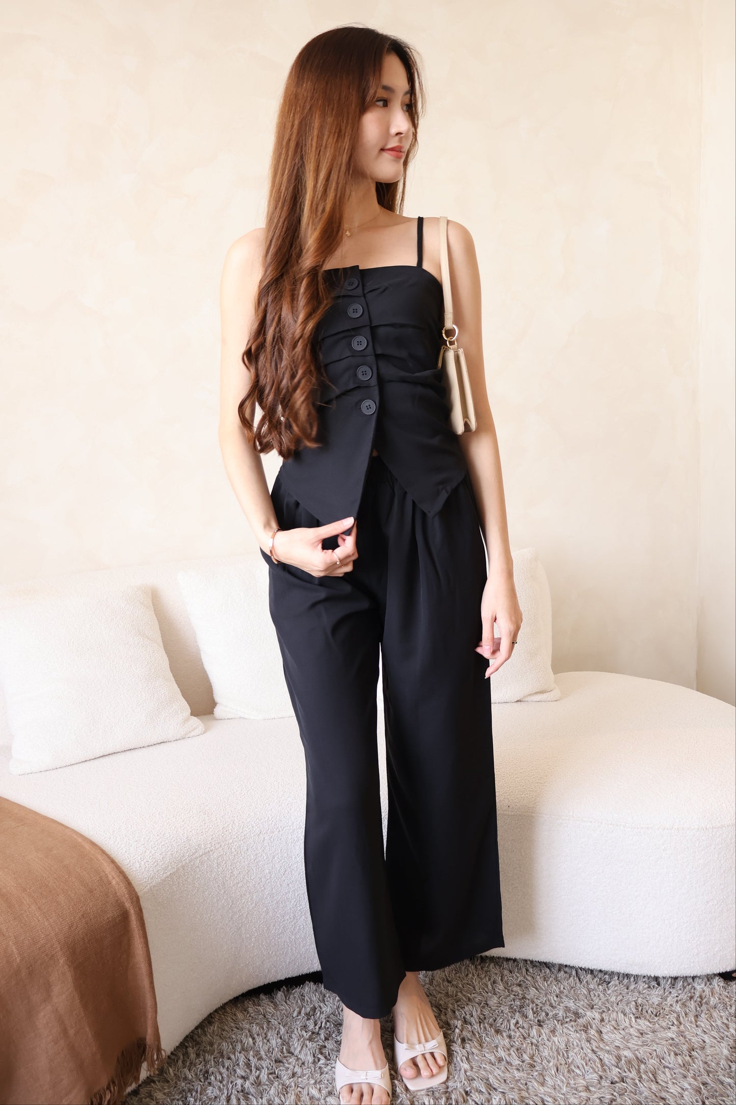 Pris Lounge Style Spag Co-Ords Set In Black