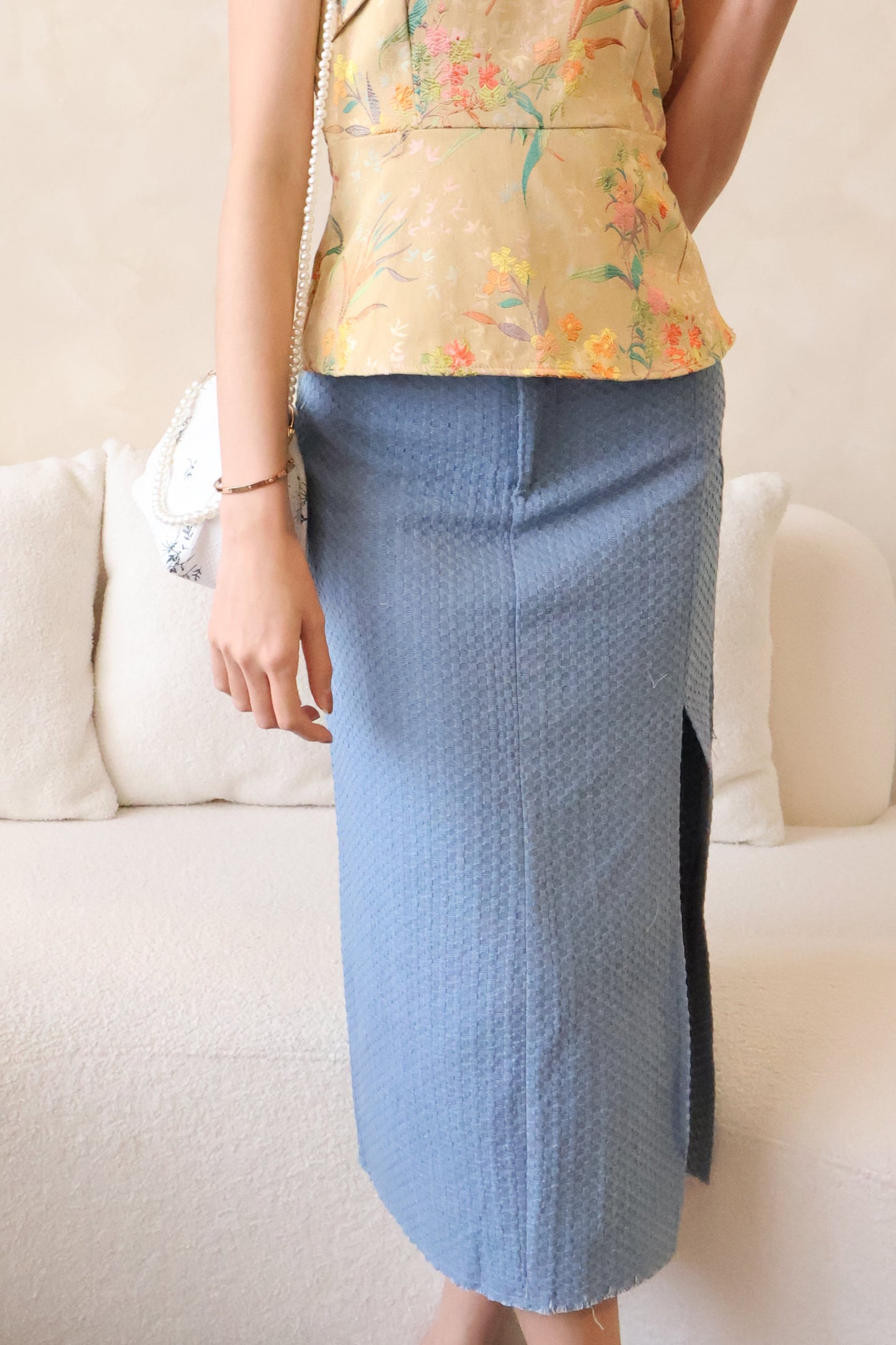 Chun Denim Slit Skirt In Mid Wash