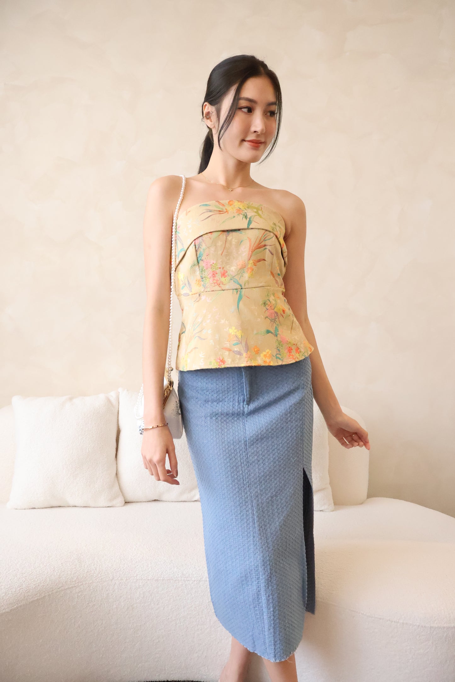 Chun Denim Slit Skirt In Mid Wash