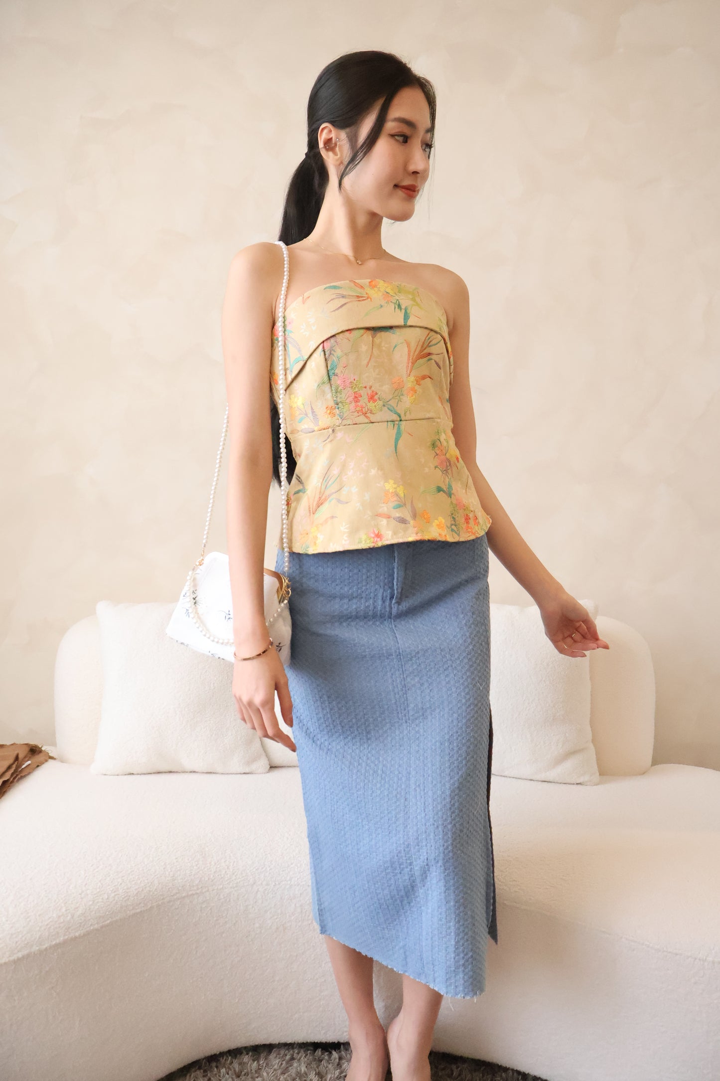 Chun Denim Slit Skirt In Mid Wash