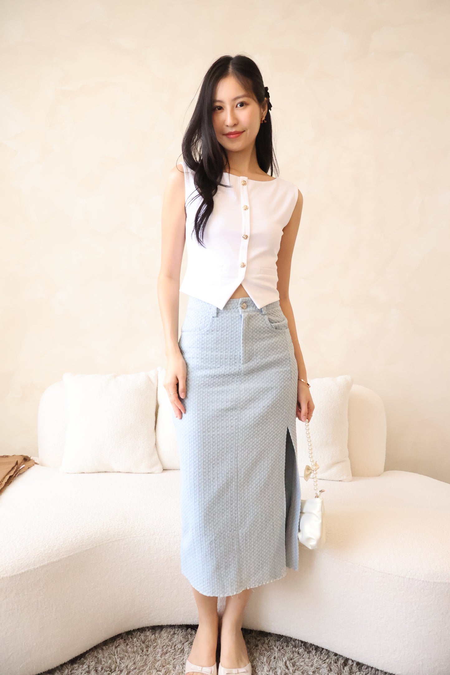 Roses Gold Button Top In White