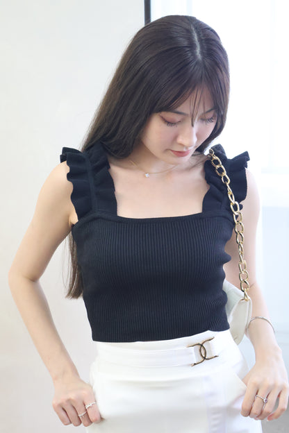 Myra Ruffles Ribbed Top In Black