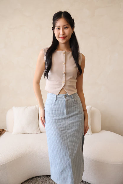 Roses Gold Button Top In Taupe