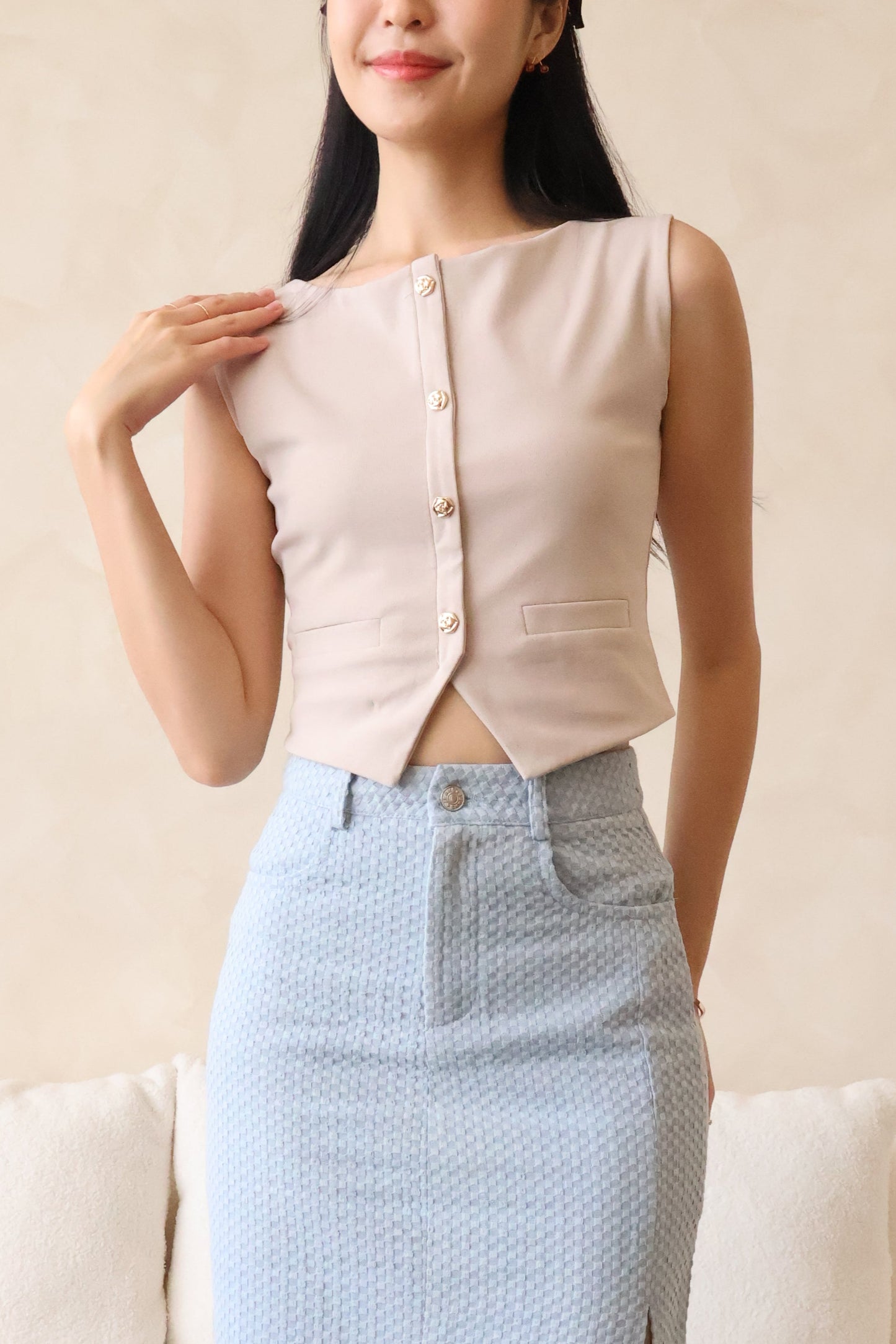 Roses Gold Button Top In Taupe