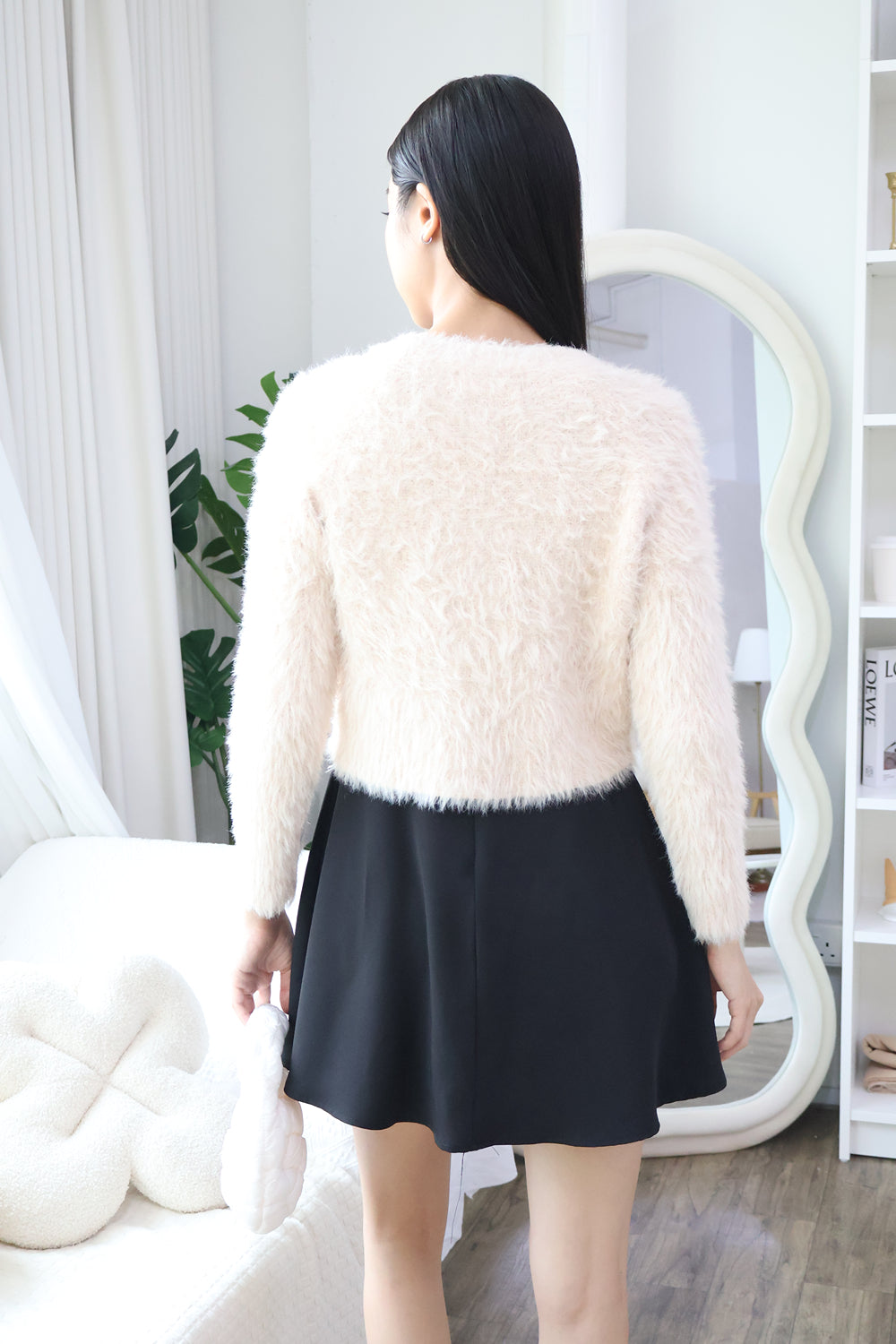 AVERYDAY Alexandra Furry Cardigan in Posh Beige