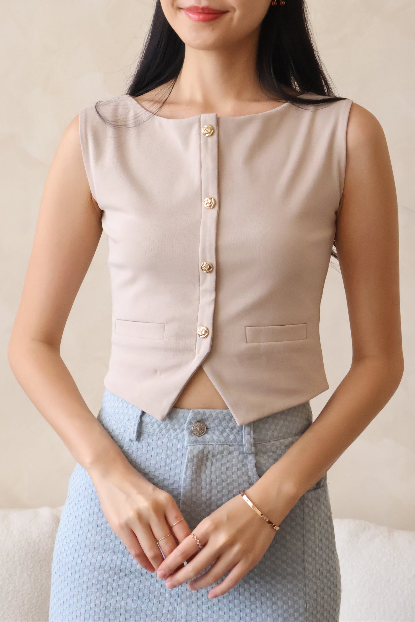 Roses Gold Button Top In Taupe