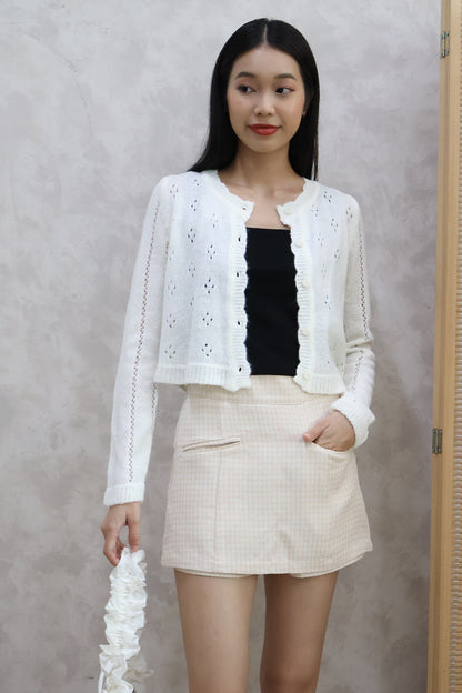 Camerie Cozy Knit Cardigan in White