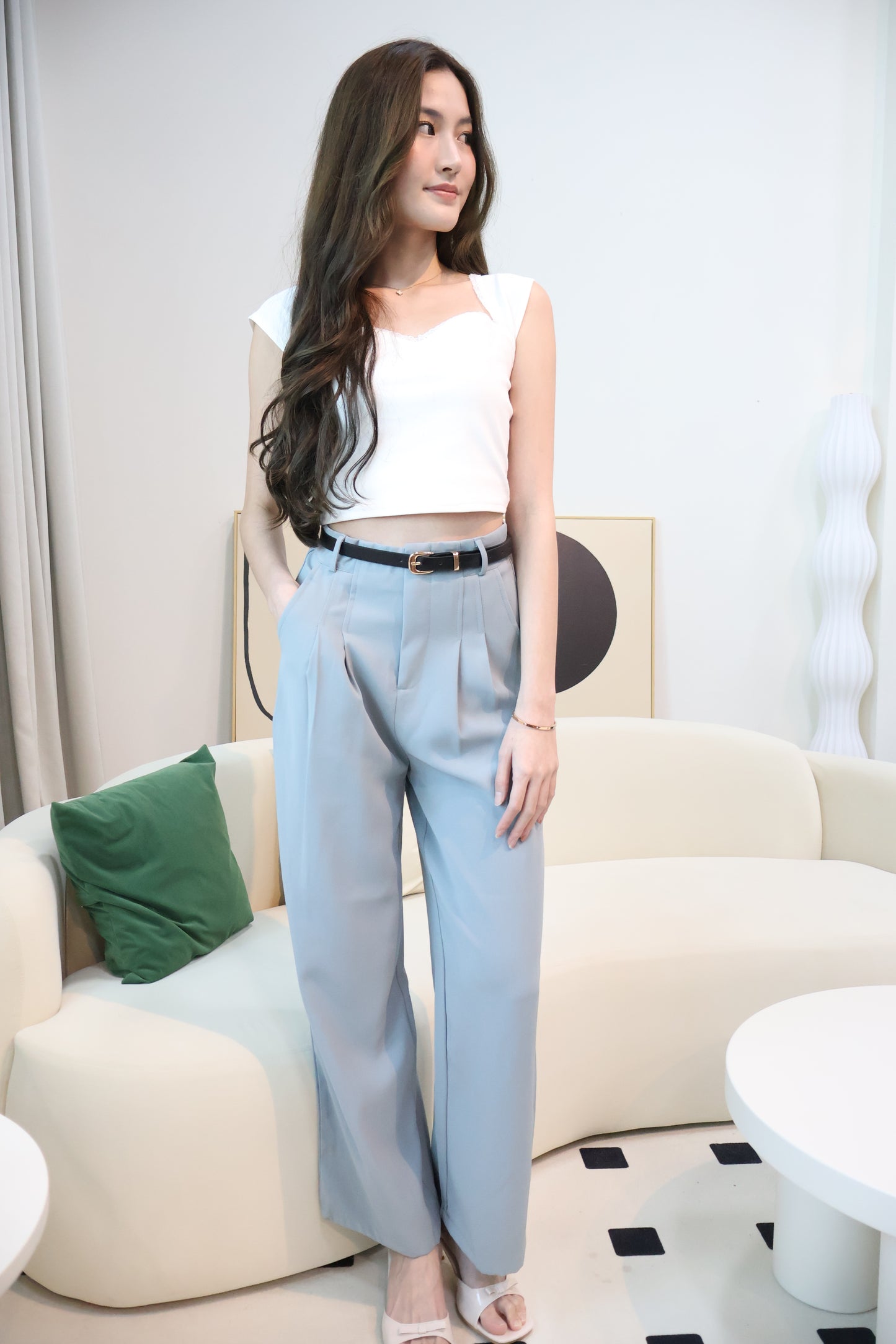 Amelia Sweetheart Neckline Top In White