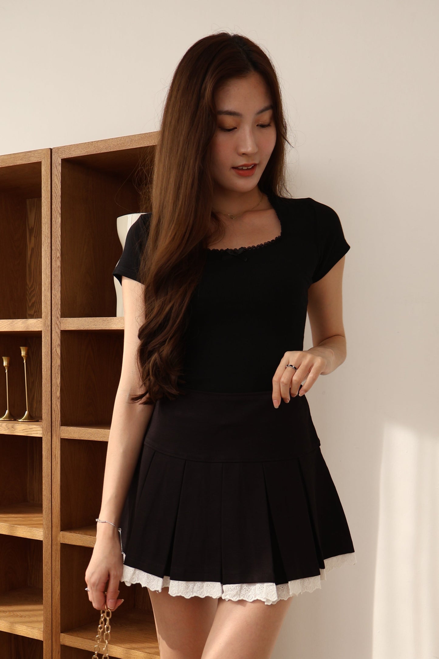 Evie Ribbon Ribbed Top In Black