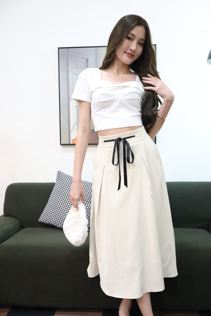 Lareina Ribbon Midi Pocket Skirt In Cream