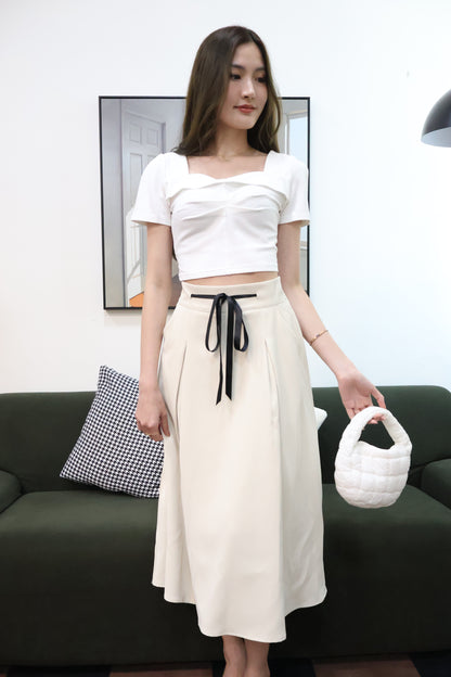 Lareina Ribbon Midi Pocket Skirt In Cream