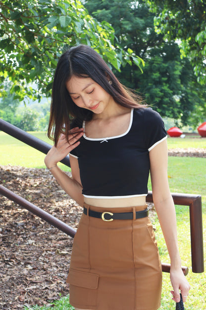 Zoe Fitted Skorts With Belt In Brown