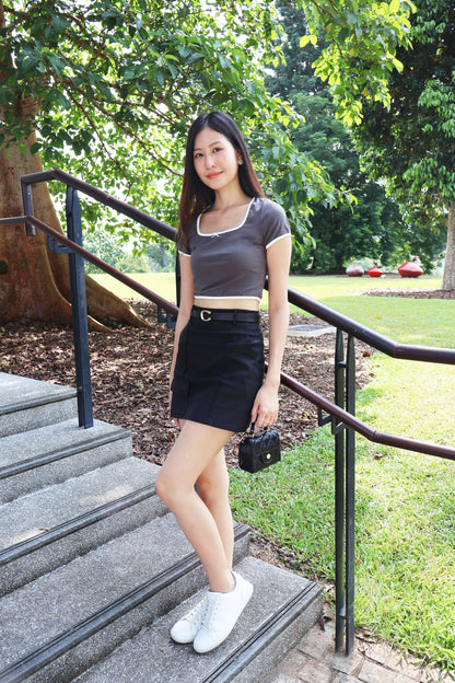 Zoe Fitted Skorts With Belt In Black