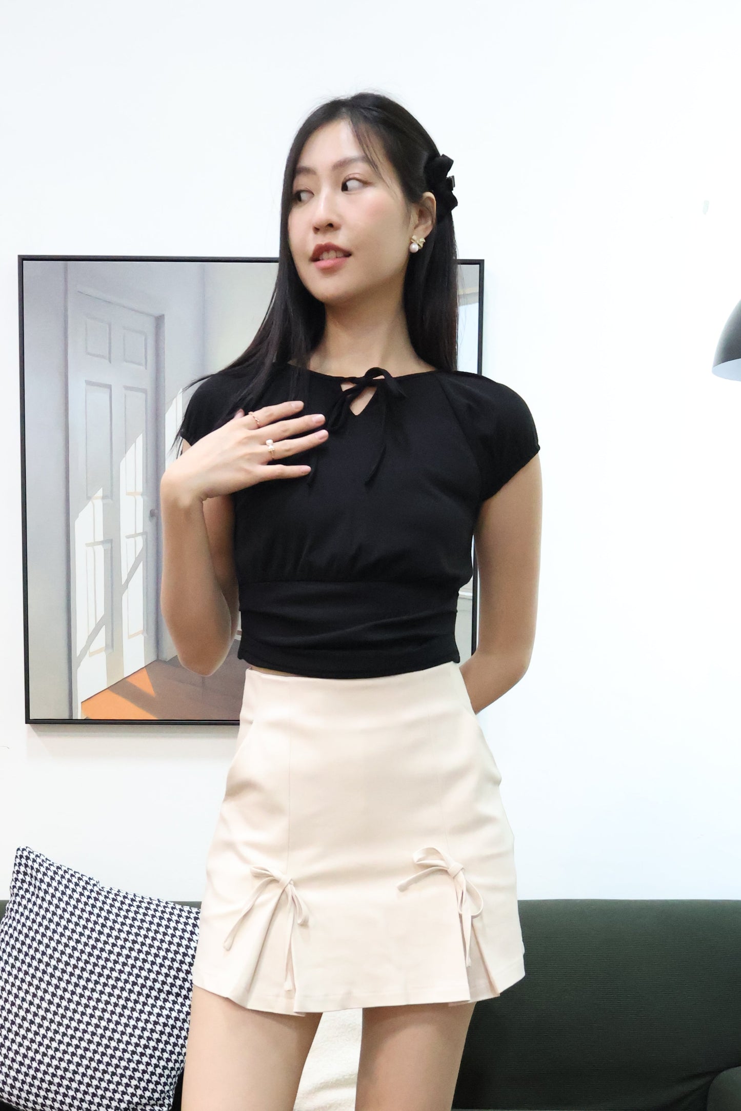 Connie Ribbon Tie Sleeve Top In Black