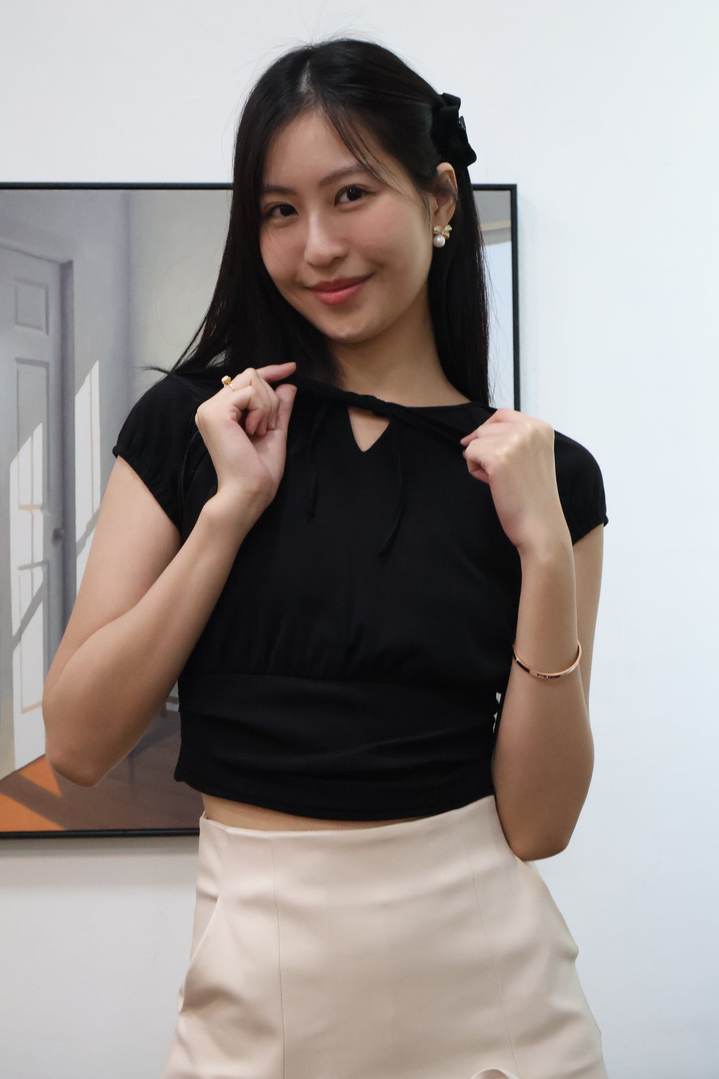 Connie Ribbon Tie Sleeve Top In Black