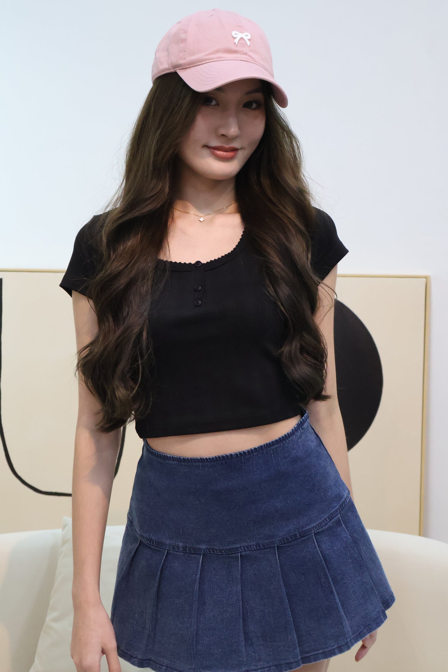 Lou Button Hensley Tee In Black