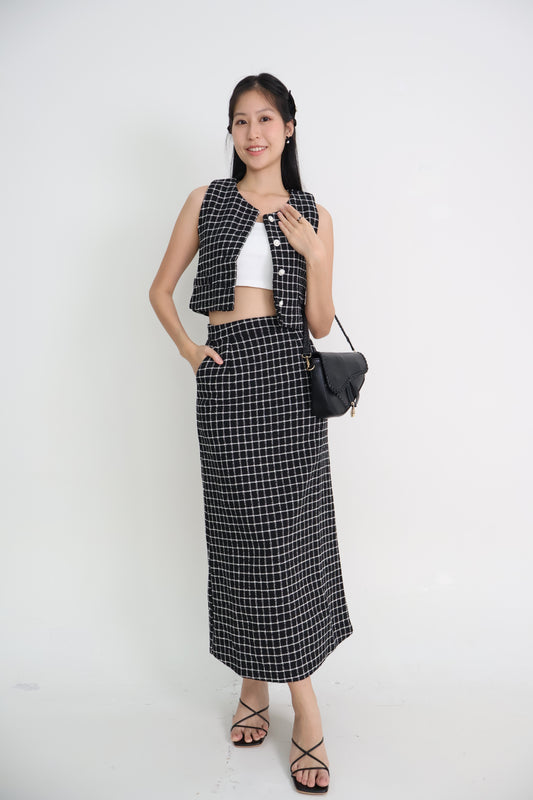 *Premium* Aura Tweed Pearl Button Midi Skirt Co-Ords In Black