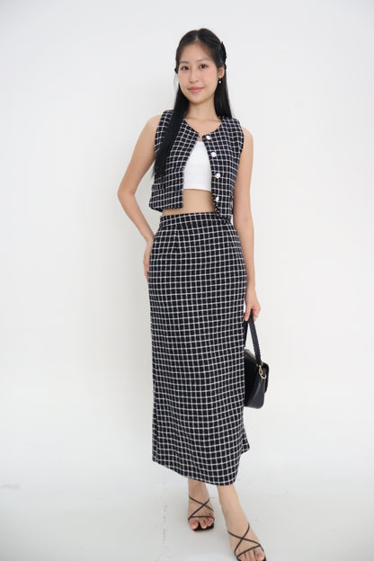 *Premium* Aura Tweed Pearl Button Midi Skirt Co-Ords In Black