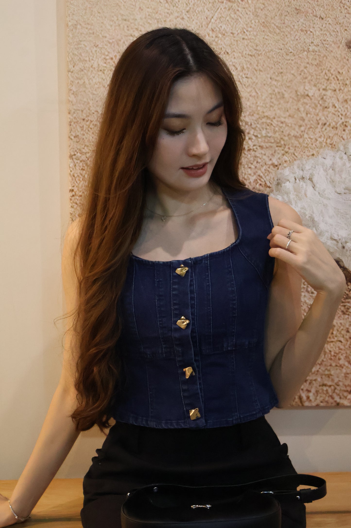 Jill Denim Gold Button Vest Top In Dark Wash