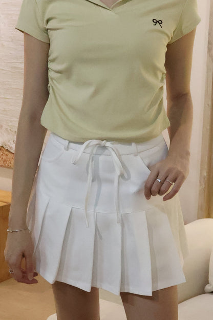 Kerline Ribbon Pocket Pleated Skorts In White