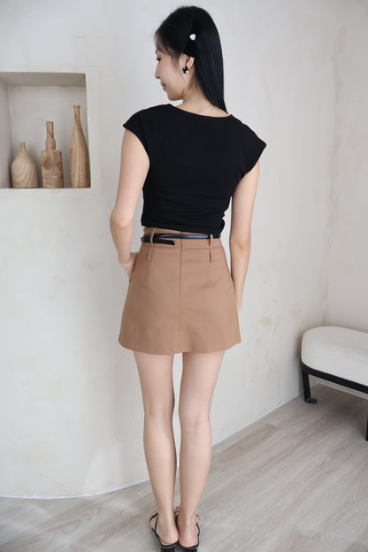 Noah Rose Belted Skorts In Brown