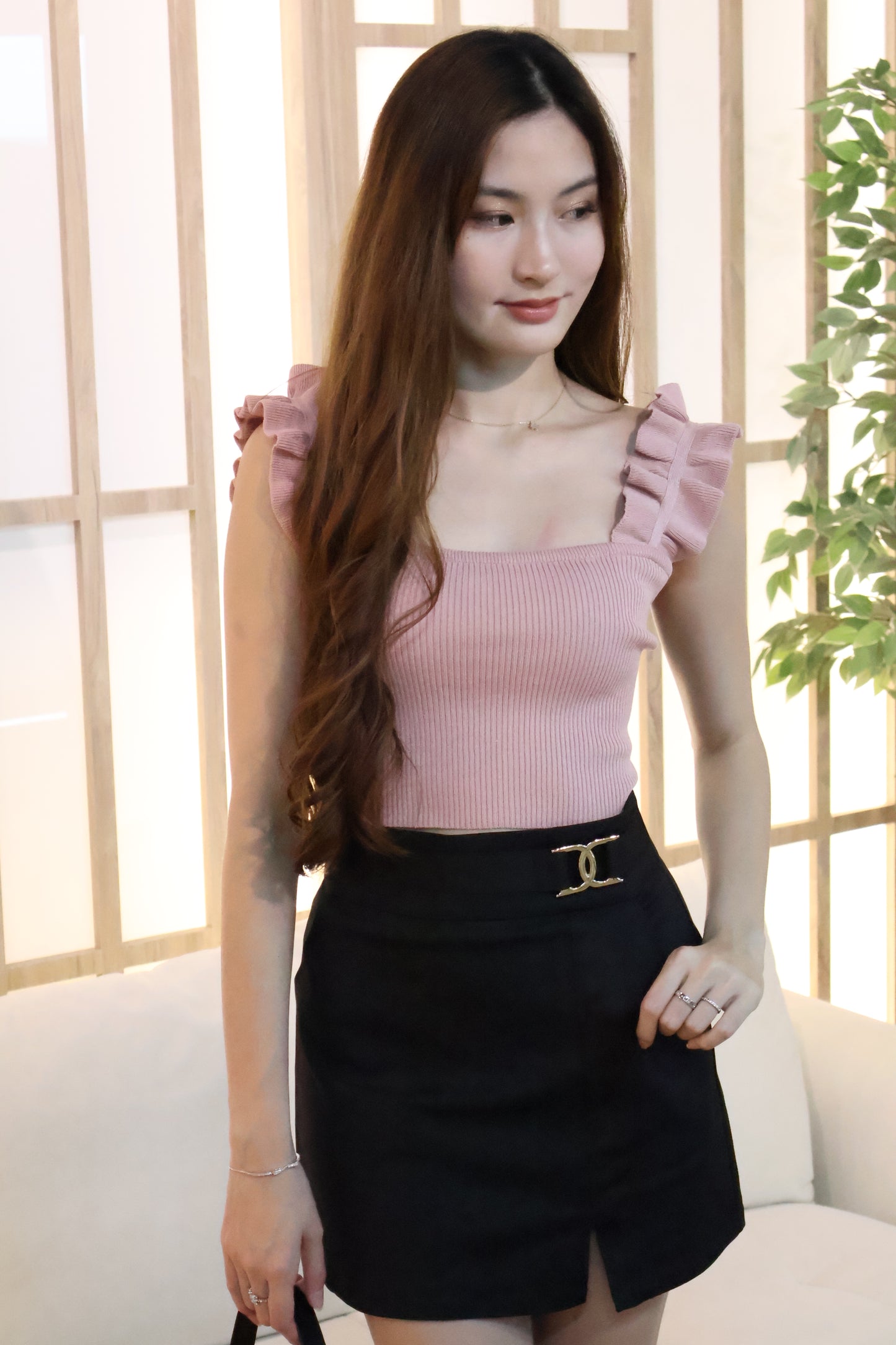 Deana Buckle Pocket Skorts In Black